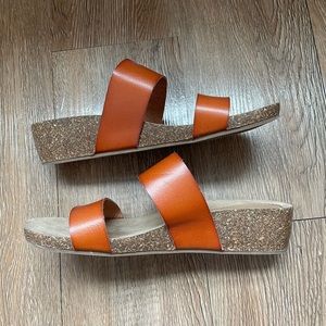 Universal Thread Brown Heeled Sandal
